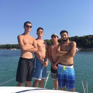 Meet your Posher, Cameron